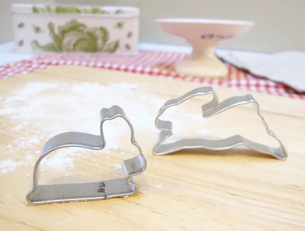 Mini biscuit cutters - bunnies|Cottontails Baby Outlet