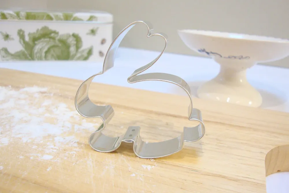 Standard biscuit cutter - bunny|Cottontails Baby Clearance